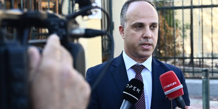 «Αδράνησαν για τις υποκλοπές, η συγκάλυψη έγινε συνώνυμο του σκανδάλου», κατήγγειλε ο Ζαχαρίας Κεσσές