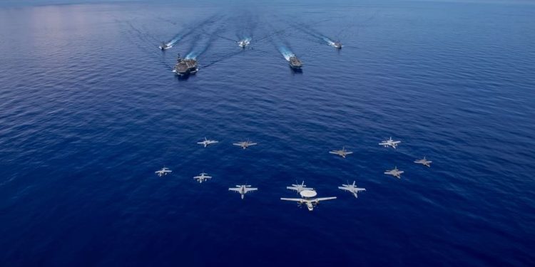 Οι ΗΠΑ κατέρριψαν ιρανικό drone – Κατευθυνόταν προς το αεροπλανοφόρo «Λίνκολν»