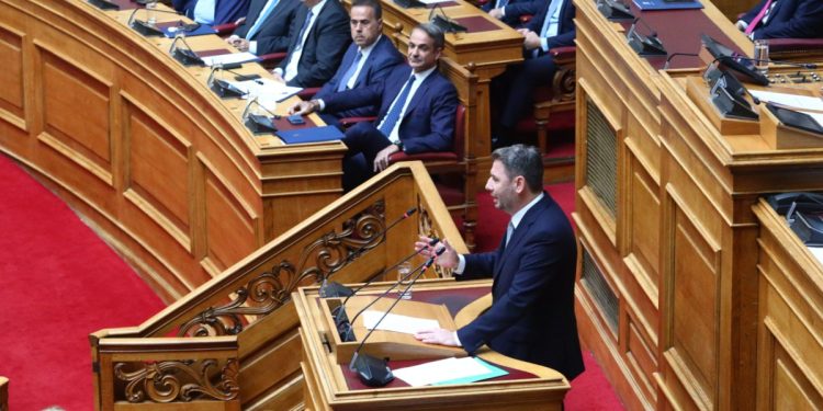 Ανδρουλάκης σε Μητσοτάκη: Η πολιτική σου υπονομεύει ευθέως την ενεργειακή ασφάλεια της χώρας