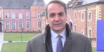 Στην άτυπη Σύνοδο Κορυφής ο Μητσοτάκης: Να βελτιώσει η Ευρώπη την ανταγωνιστικότητά της