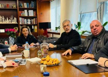 Συνάντηση εργασίας του Δημάρχου Πειραιά με τη Διοικήτρια της ΔΥΠΑ για την ενίσχυση της απασχόλησης των νέων με τον  κλάδο της Ναυτιλίας