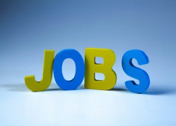 ΕΡΓΑΝΗ: Το 2025 έκλεισε με βροχή απολύσεων – Τι μας περιμένει το 2026