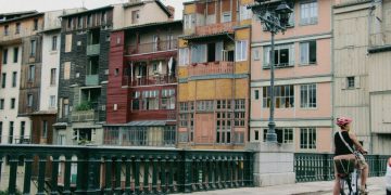 Ευρωπαϊκή μάστιγα η στεγαστική κρίση – Θηλιά τα υψηλά ενοίκια