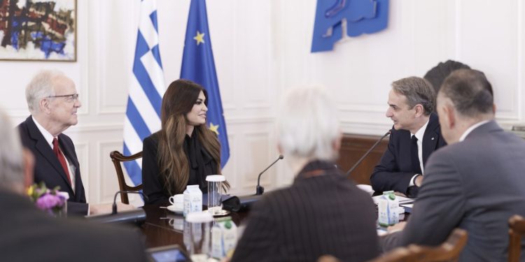Μητσοτάκης με γερουσιαστές των ΗΠΑ: Οι σχέσεις των δύο χωρών βρίσκονται στο υψηλότερο επίπεδο