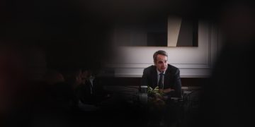 ΠΑΣΟΚ: Το να χρησιμοποιεί ως σημαία του το σύνθημα «νομιμότητα παντού» ο Μητσοτάκης, είναι το πιο σύντομο ανέκδοτο