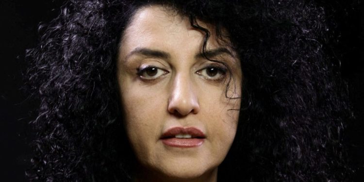 Το Ιράν καταδικάζει τη νομπελίστα Ναργκίς Μοχαμάντι σε άλλα επτά χρόνια φυλάκισης