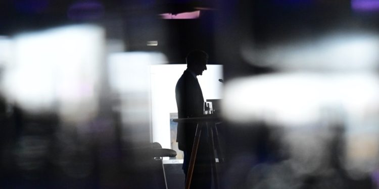 ΝΔ: η αλαζονεία και η ψευδαίσθηση της «πρωτιάς»