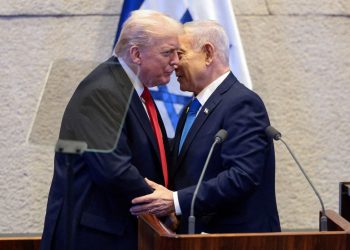 Στον Λευκό Οίκο ο Νετενιάχου για τη συνάντηση με τον Τραμπ, χωρίς παρουσία δημοσιογράφων – Τι θα ζητήσει