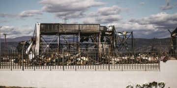 Τον Δημήτρη Παπαστεργίου δίνει ο ιδιοκτήτης του εργοστασίου Βιολάντα – Τι απαντά ο υπουργός