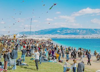 Με μεγάλη συμμετοχή και αυθεντικό παραδοσιακό γλέντι γιορτάστηκαν τα Κούλουμα στην παραλία της Φρεαττύδας