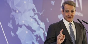 Κυρ. Μητσοτάκης: Ένα «success story» με αμφιλεγόμενα ποσοστά – Όταν ο πρωθυπουργός μιλά για τη νεανική ανεργία