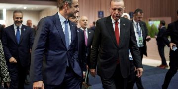 Τι προσδοκά η ελληνική πλευρά από το ταξίδι Μητσοτάκη στην Άγκυρα