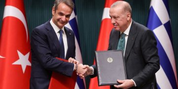 Ο Γεραπετρίτης ενημερώνει την Βουλή για το Ανώτατο Συμβούλιο Συνεργασίας Ελλάδας – Τουρκίας