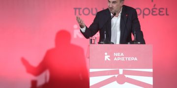 Χαρίτσης: Στροφή στην αντιπολιτική σημαίνει στροφή προς την ακροδεξιά και κατάρρευση της εμπιστοσύνης στους δημοκρατικούς θεσμούς