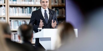 Πρόωρο προεκλογικό κλίμα από Κυριάκο Μητσοτάκη – Τα ερωτήματα πίσω από το «ακυβέρνητο καράβι»