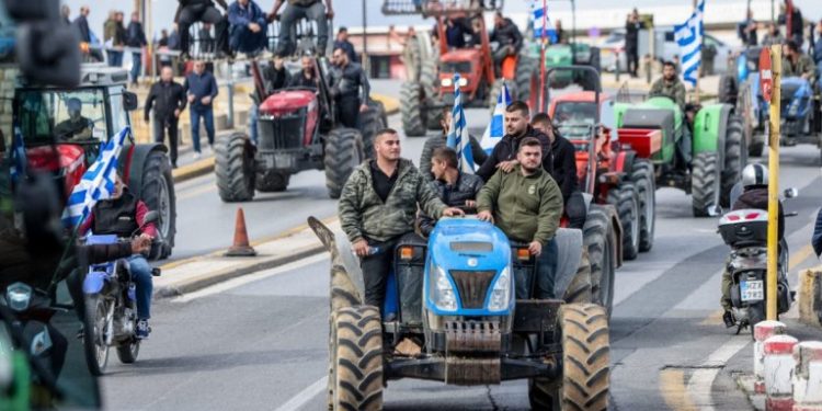Απόβαση αγροτών στην Αθήνα – «Καμία από τις δεσμεύσεις-ψίχουλα του πρωθυπουργού δεν έχει υλοποιηθεί»