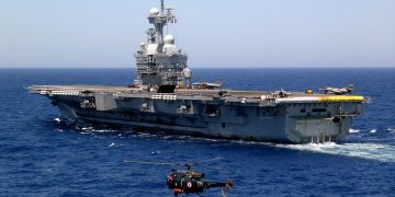 Τι ξέρουμε για το πυρηνικό αεροπλανοφόρο «Σαρλ ντε Γκωλ» που στέλνει ο Μακρόν στη Μεσόγειο