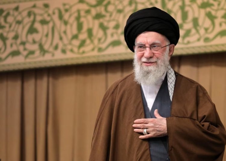 Πώς το Ισραήλ παρέσυρε τον Αγιατολάχ στο θάνατο – Οι μεταμφιεσμένοι στρατηγοί και οι πύραυλοι Blue Sparrow