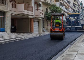 Νέες ασφαλτοστρώσεις στην Α’ Δημοτική Κοινότητα από τον Δήμο Πειραιά