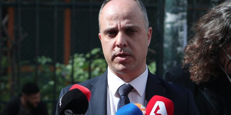 Υποκλοπές: Αδυναμία των θεσμών να κάνουν την δουλειά τους – Τι λέει ο δικηγόρος των θυμάτων των παρακολουθήσεων