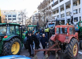 ΣΥΡΙΖΑ: Φτάνουν πια τα «καθρεφτάκια» στους παραγωγούς μας, κ. Μητσοτάκη