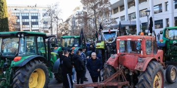 ΣΥΡΙΖΑ: Φτάνουν πια τα «καθρεφτάκια» στους παραγωγούς μας, κ. Μητσοτάκη