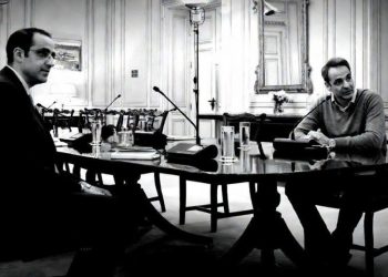 Υποκλοπές: μια υπόθεση που γράφει παντού κυβέρνηση και Γρηγόρης Δημητριάδης με δικαστική βούλα