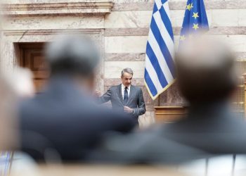 Κυβέρνηση: Ευκαιρίες συσπείρωσης του κομματικού τους ακροατηρίου βλέπουν στην αναταραχή του πολέμου