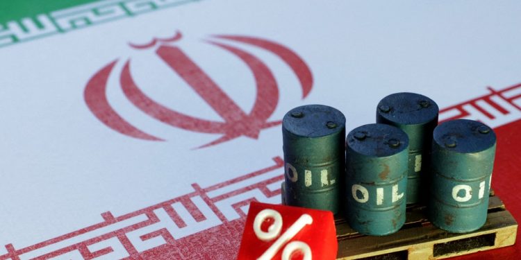 To πετρέλαιο υποχώρησε κάτω από τα 100 δολάρια μετά τις δηλώσεις Τραμπ για «σύντομο τερματισμό» του πολέμου