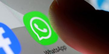 Προειδοποίηση για επιχείρηση παρακολούθησης ευρωπαίων αξιωματούχων και στρατιωτικών σε WhatsApp και Signal