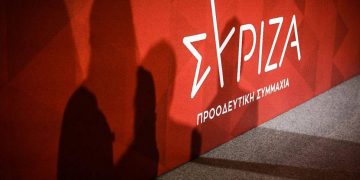 ΣΥΡΙΖΑ για Μητσοτάκη: Πανηγυρίζει για την αύξηση του κατώτατου, όταν η ακρίβεια έχει ήδη υπερσκελίσει οποιαδήποτε αύξηση