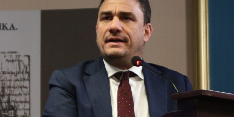 Τσουκαλάς για ακρίβεια: Δεν αρκούν μέτρα για το θεαθήναι – Δεν μπορεί να σβήσεις την πυρκαγιά με ένα μπουκάλι νερό