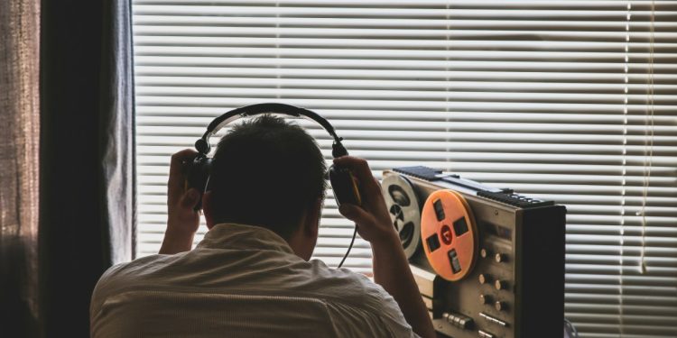 The Expla-in Project: Τι σχέση μπορεί να έχουν τα κρακεράκια με τις υποκλοπές;