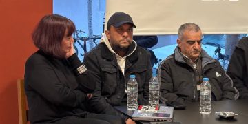 To in στη Λάρισα για τη δίκη των Τεμπών – «Απαιτούμε δικαιοσύνη όσο ψηλά και αν βρίσκονται οι υπαίτιοι»