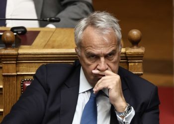 Ο Βάρρας, ο Βορίδης και οι ευνοϊκοί έλεγχοι για τις παρατυπίες στον ΟΠΕΚΕΠΕ