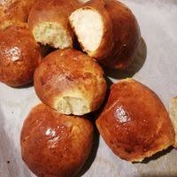 Πασχαλινά γλυκά ψωμάκια .