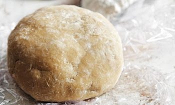 Ζύμη για γλυκιά τάρτα.