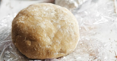 Ζύμη για γλυκιά τάρτα.