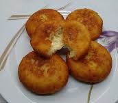 Ξεχωριστά πιττάκια πατάτας, γεμιστά με Γκούντα