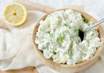 Πατατοσαλάτα με τζατζίκι