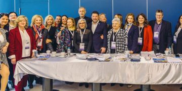 Με μεγάλη επιτυχία πραγματοποιήθηκε το 1ο Συνέδριο Εθελοντισμού που συνδιοργάνωσαν η Περιφέρεια Αττικής και ο Δήμος Πειραιά