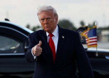 Ο Τραμπ απειλεί ξανά «να αφανίσει το Ιράν μέσα σε μία ώρα» – Αλλά πιστεύει ότι τελικά θα πάρει αυτό που θέλει