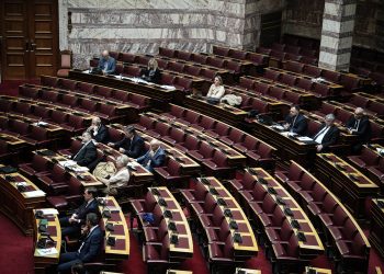 ΟΠΕΚΕΠΕ: Στις 20 Απριλίου θα συνεδριάσει η Επιτροπή Δεοντολογίας της Βουλής για Αθανασίου και Χατζηβασιλείου