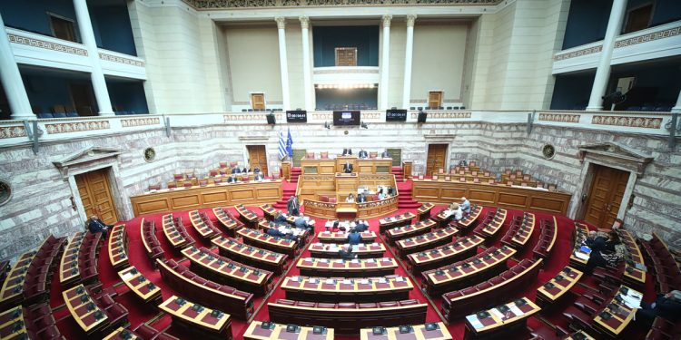 Στην επιτροπή Δεοντολογίας οι 11 βουλευτές της δικογραφίας του ΟΠΕΚΕΠΕ