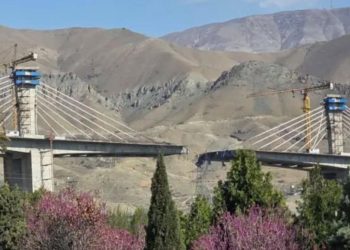 Ιράν: Τουλάχιστον 8 νεκροί και 95 τραυματίες από τον βομβαρδισμό της γέφυρας στην Τεχεράνη