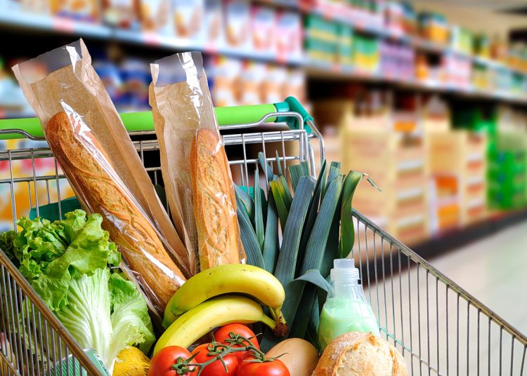 Η κρίση στη Μέση Ανατολή γεννά φόβο στους καταναλωτές στην Ελλάδα – Η στροφή σε νέες καταναλωτικές συνήθειες