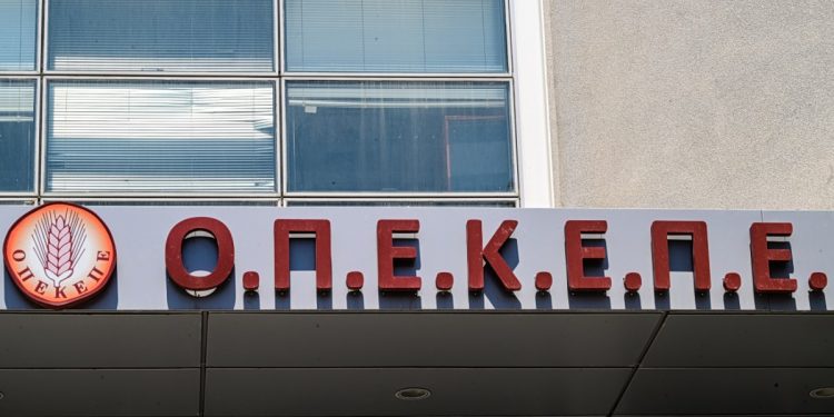 Κυβέρνηση πνιγμένη στα σκάνδαλα: Από τον ΟΠΕΚΕΠΕ 1 στον ΟΠΕΚΕΠΕ 2, στις υποκλοπές, στα Τέμπη…