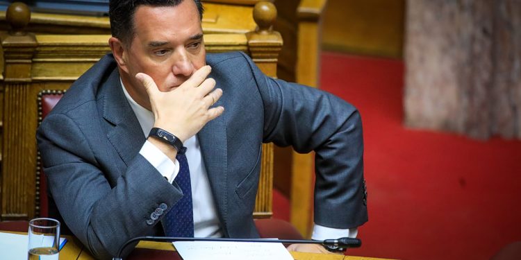 ΠΑΣΟΚ: Ανέξοδες μαγκιές του Γεωργιάδη, να παρέμβει άμεσα ο εισαγγελέας για τις δηλώσεις περί ρουσφετιών