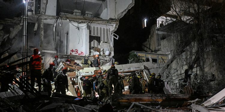 Ελληνικοί patriot κατέρριψαν drone στη Σαουδική Αραβία – Εκατέρωθεν επιθέσεις Ιράν και Ισραήλ με νεκρούς