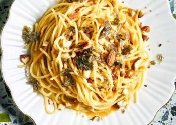 Σπαγγέτι με miso και παρμεζάνα